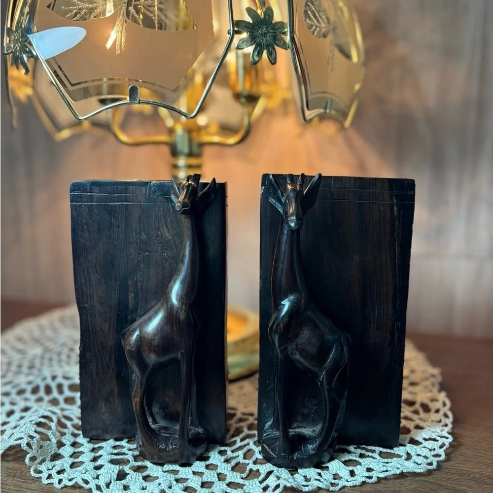 Ironwood Bookends Giraffe Carved Safari Animals Wildlife Nature Serengeti Unique